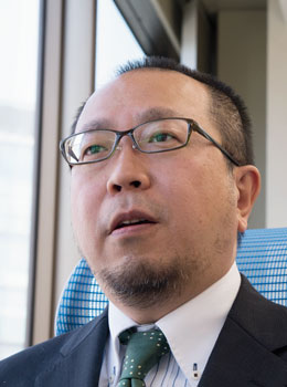 株式会社ワールドホールディングス 情報監視室 鶴田 啓介氏